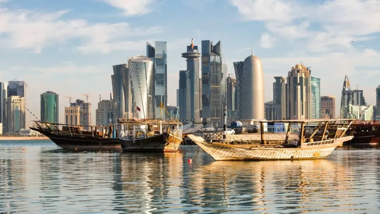 طقس غائم جزئياً وفرصة لأمطار متفرقة بأول أيام عيد الفطر على السواحل